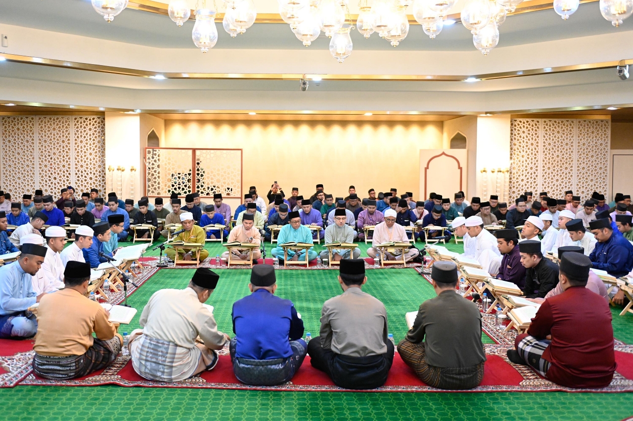 1_Tadarus Al-Quran di Istana Nurul Iman.jpeg