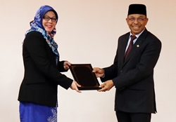 17_Majlis penyampaian sijil, pelancaran laman sesawang BoVEA dan penandatangan MoU_c.JPG