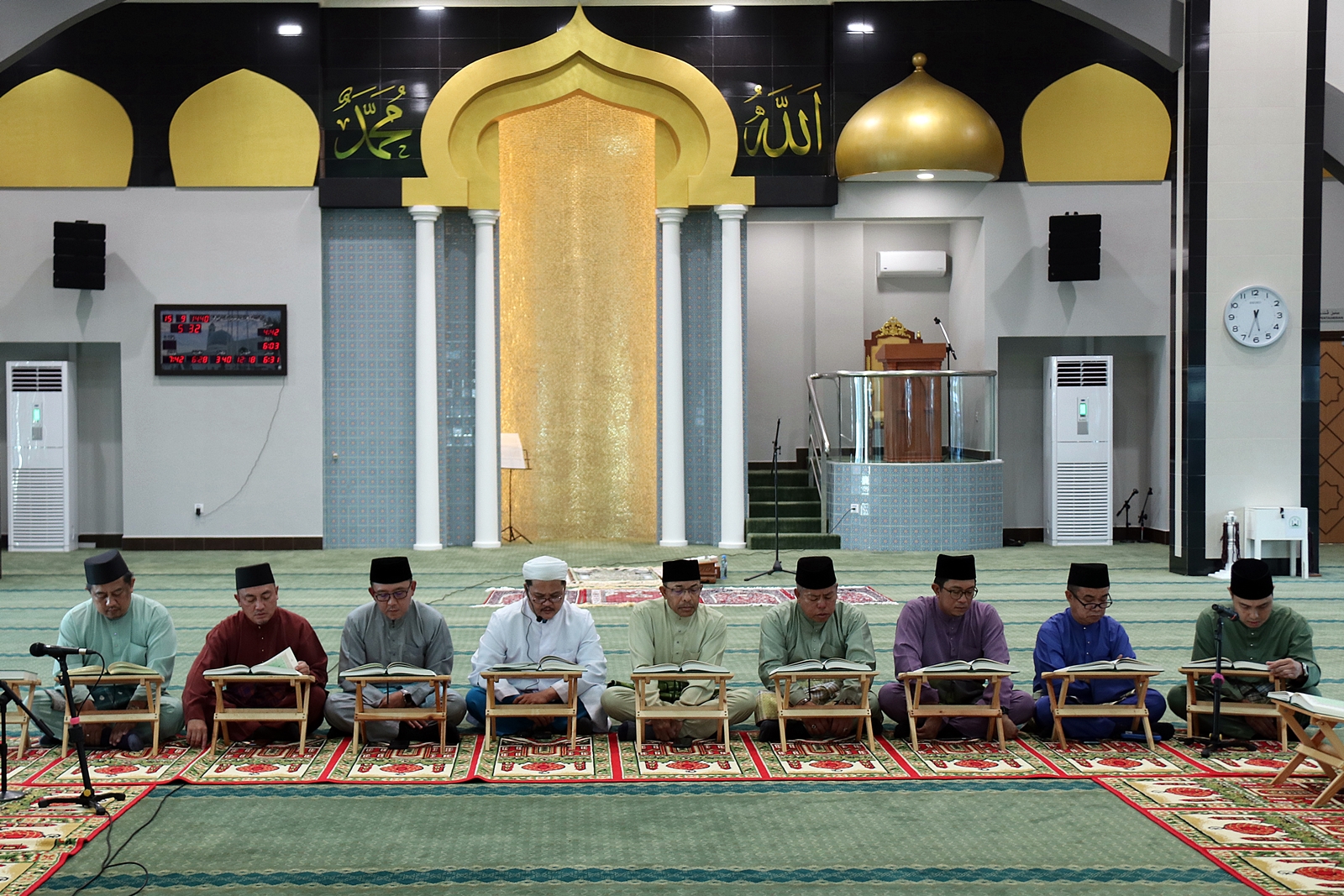 1_Majlis Bertedarus di Masjid Ar-Rahman.JPG