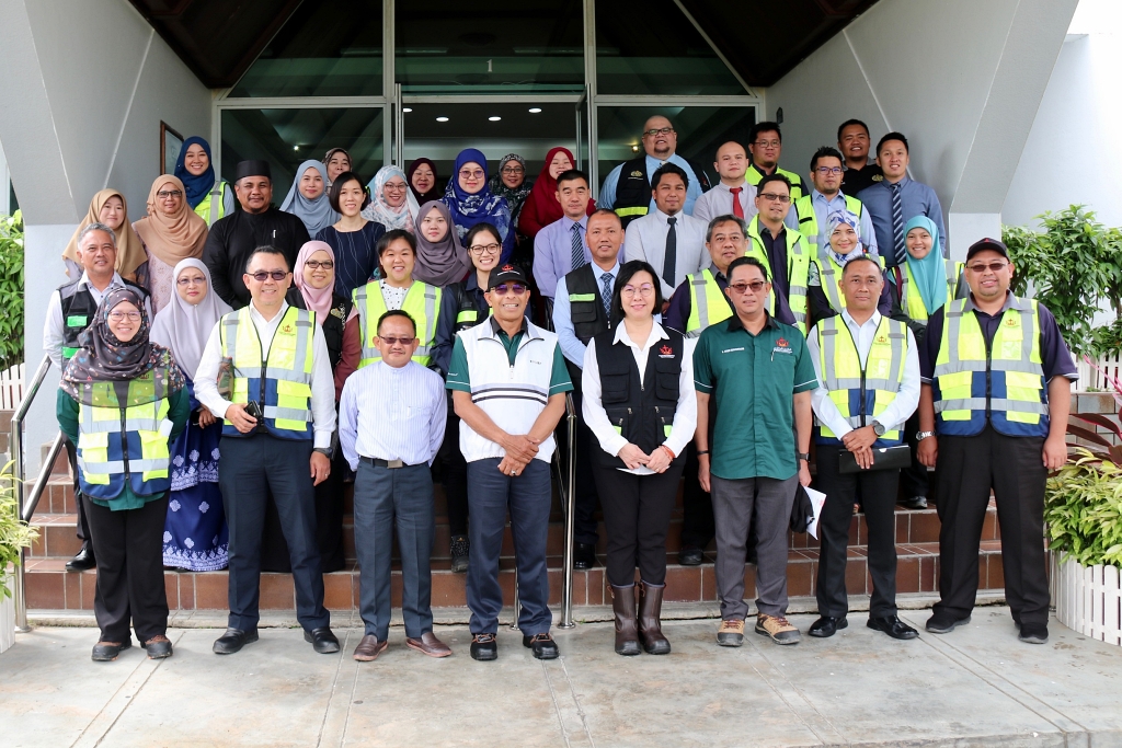 1_Perkembangan projek-projek JKR, Daerah Belait dipantau.jpg