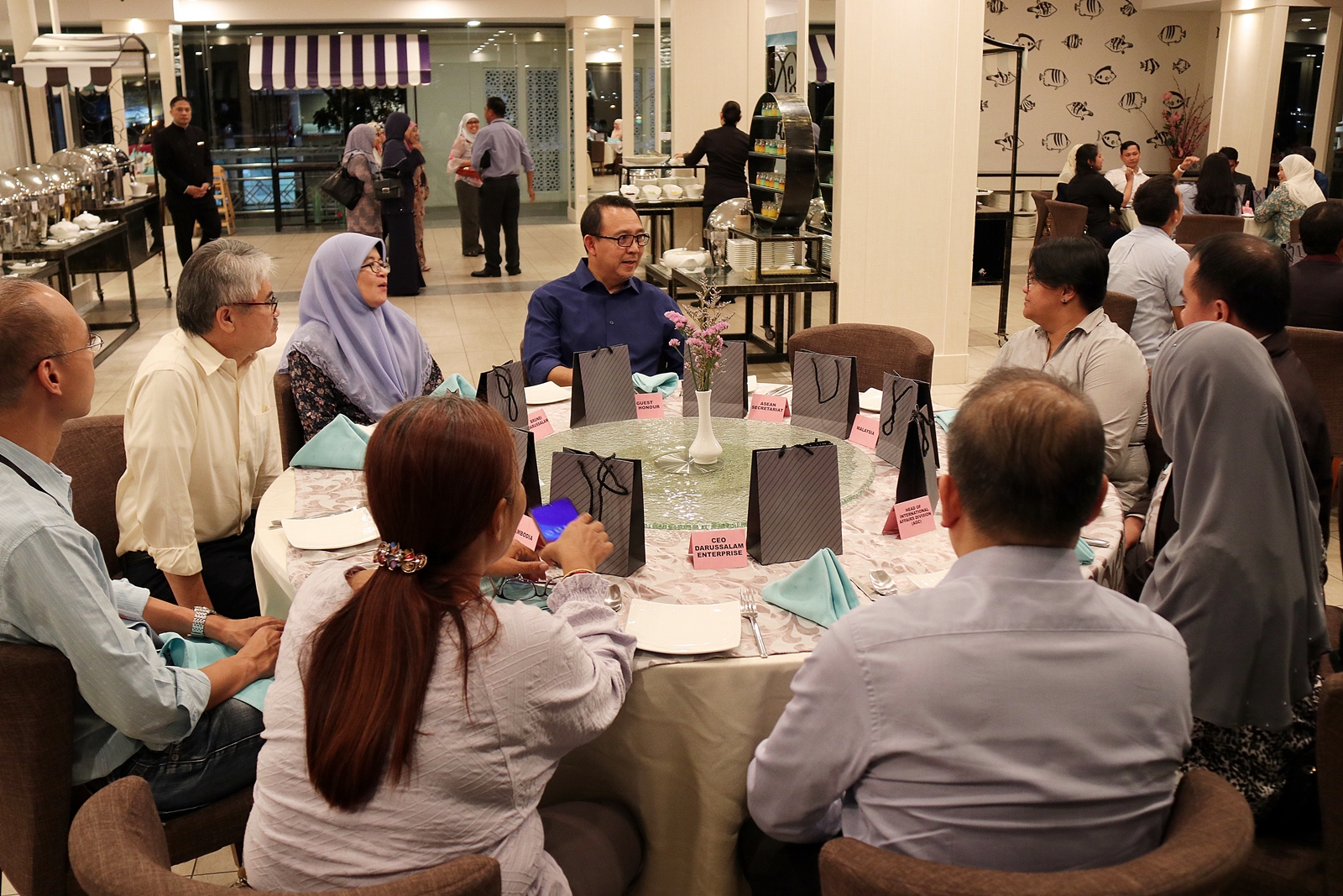 2_Makan malam meraikan delegasi ASEAN BCWG.JPG