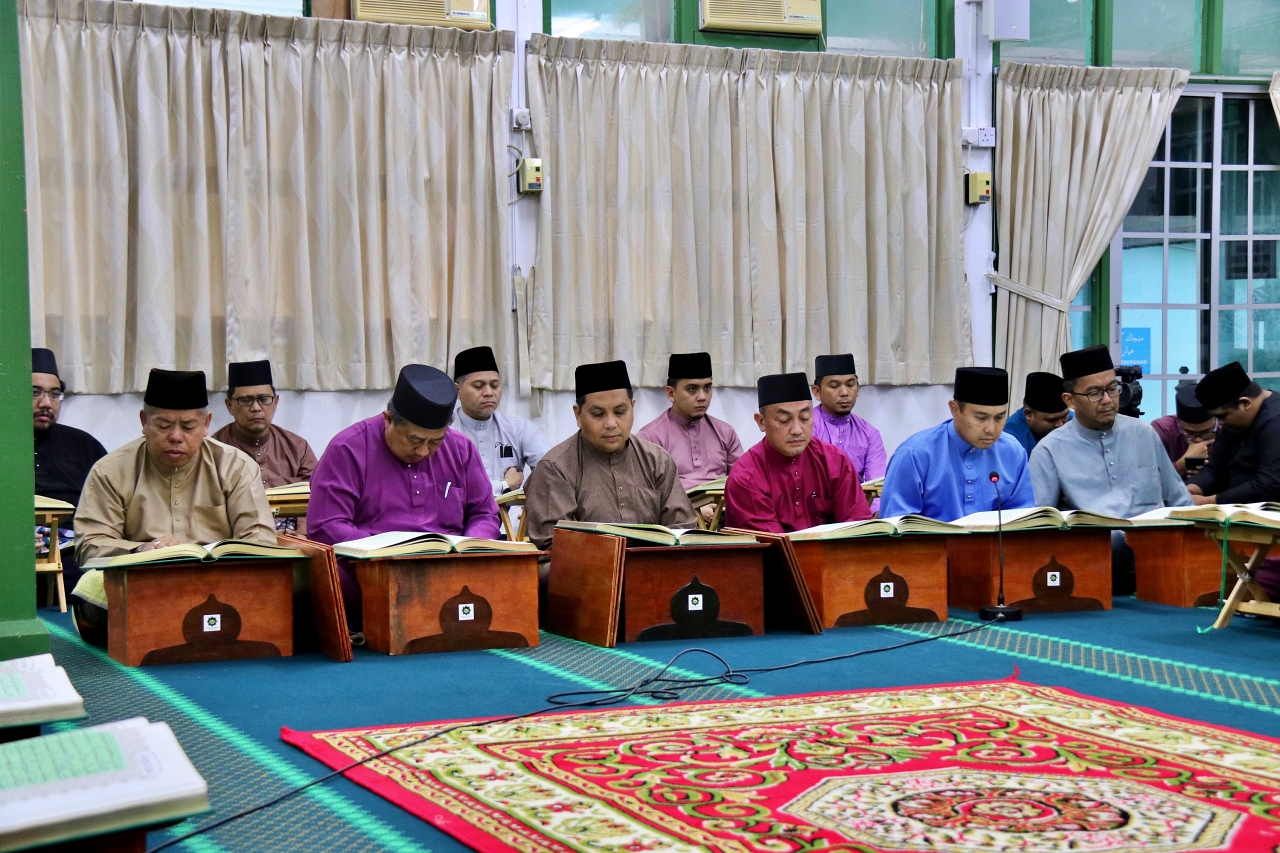 3_Kementerian Pembangunan adakan tadarus di Masjid Kampong Labu Estate.jpg