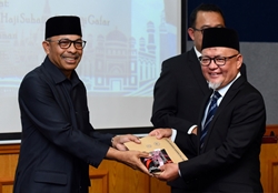 3_Majlis Penyampaian Sijil ASEAN Architect dan ASEAN Chartered Professional Engineer_c.jpg