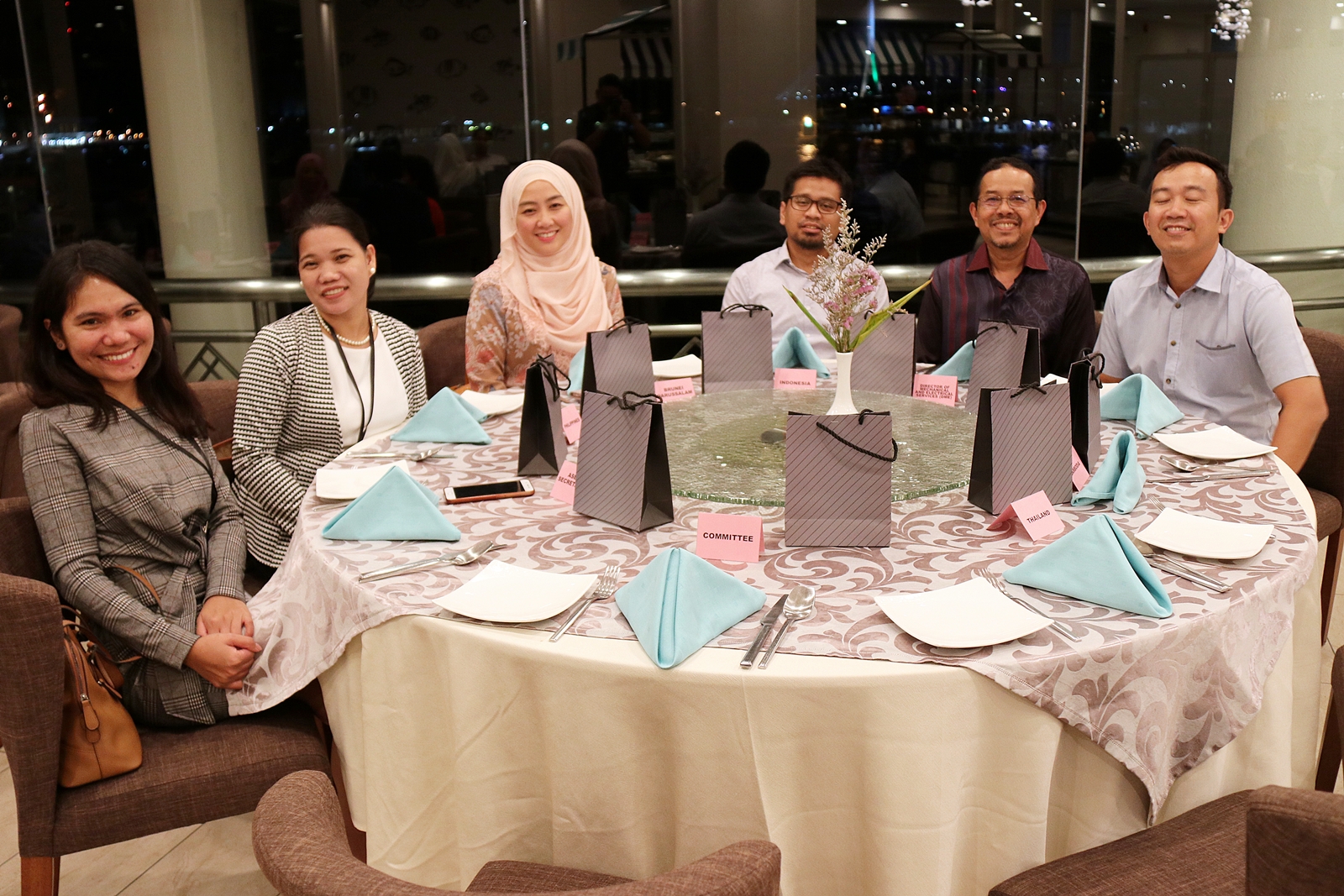 3_Makan malam meraikan delegasi ASEAN BCWG.JPG