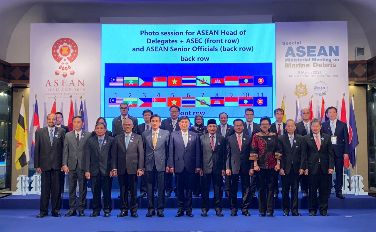 3_Special ASEAN Ministerial Meeting on Marine Debris.jpg