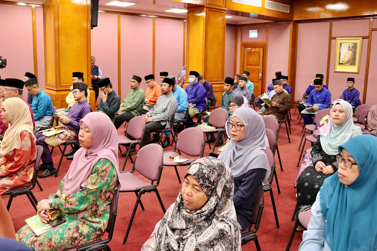 4_Awal Tahun Hijrah 1442 disambut dengan ceramah khas.jpg