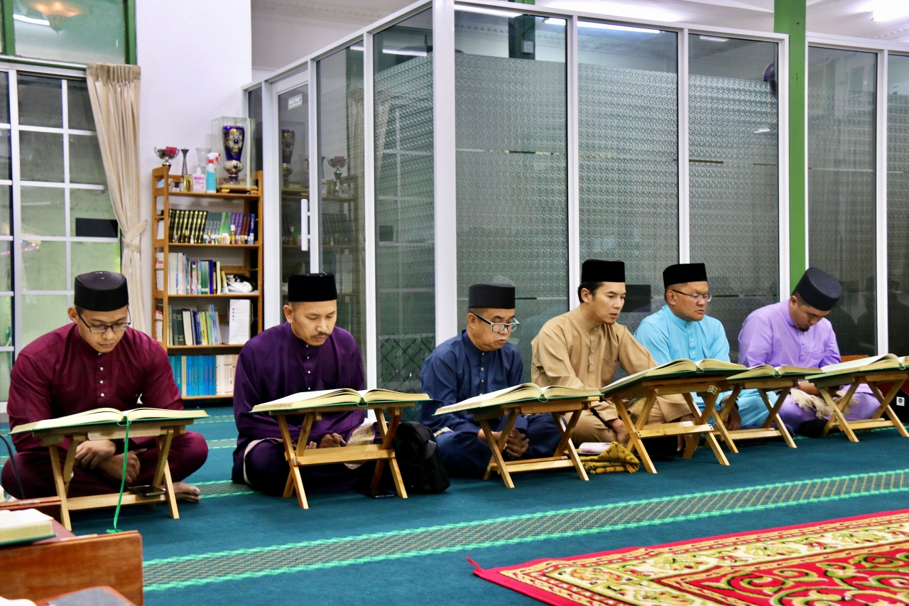 4_Kementerian Pembangunan adakan tadarus di Masjid Kampong Labu Estate.jpg