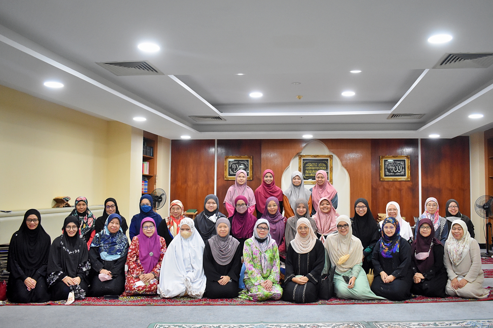 4_Kementerian Pembangunan sertai Malam Munajat khas wanita.JPG