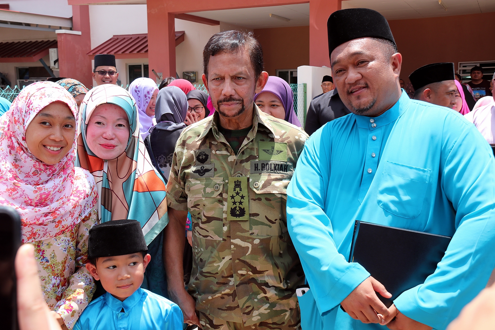 4_Penganugerahan anak-anak kunci rumah bagi Daerah Tutong.JPG