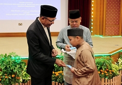 4_Sambutan Nuzul Al-Quran dan penyampaian derma anak-anak yatim_c.jpg