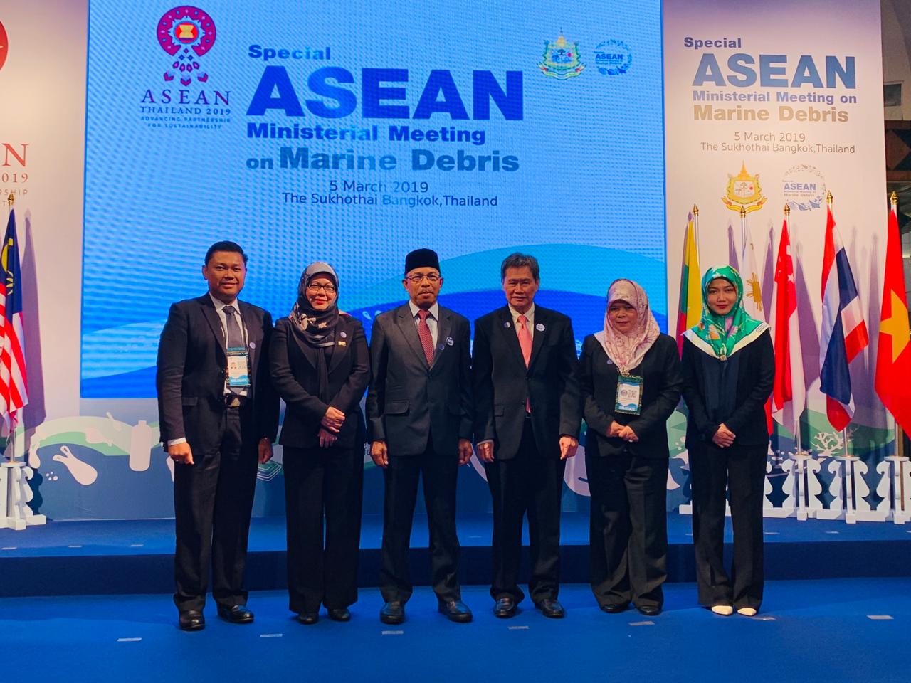4_Special ASEAN Ministerial Meeting on Marine Debris.jpg