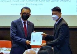 5_Seminar Pembangunan Profesional_c.jpg