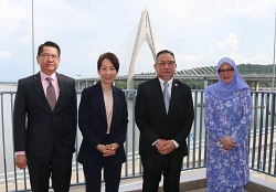 1_Kunjungan hormat Menteri Kemampanan dan Sekitaran, Singapura_c.JPG