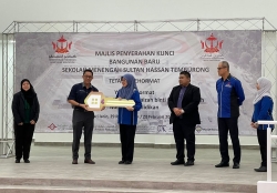 1_Penyerahan kunci Sekolah Menengah Sultan Hassan, Temburong_c.jpeg