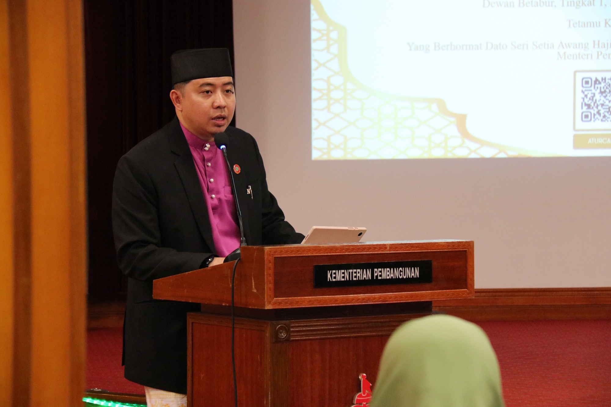 2_27 orang warga Kementerian Pembangunan akan menunaikan ibadah haji.jpeg