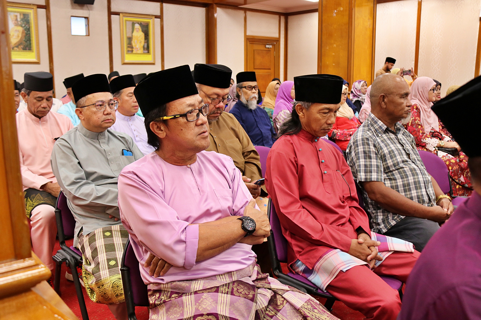 3_Khidmat pesara Kementerian Pembangunan dihargai.JPG