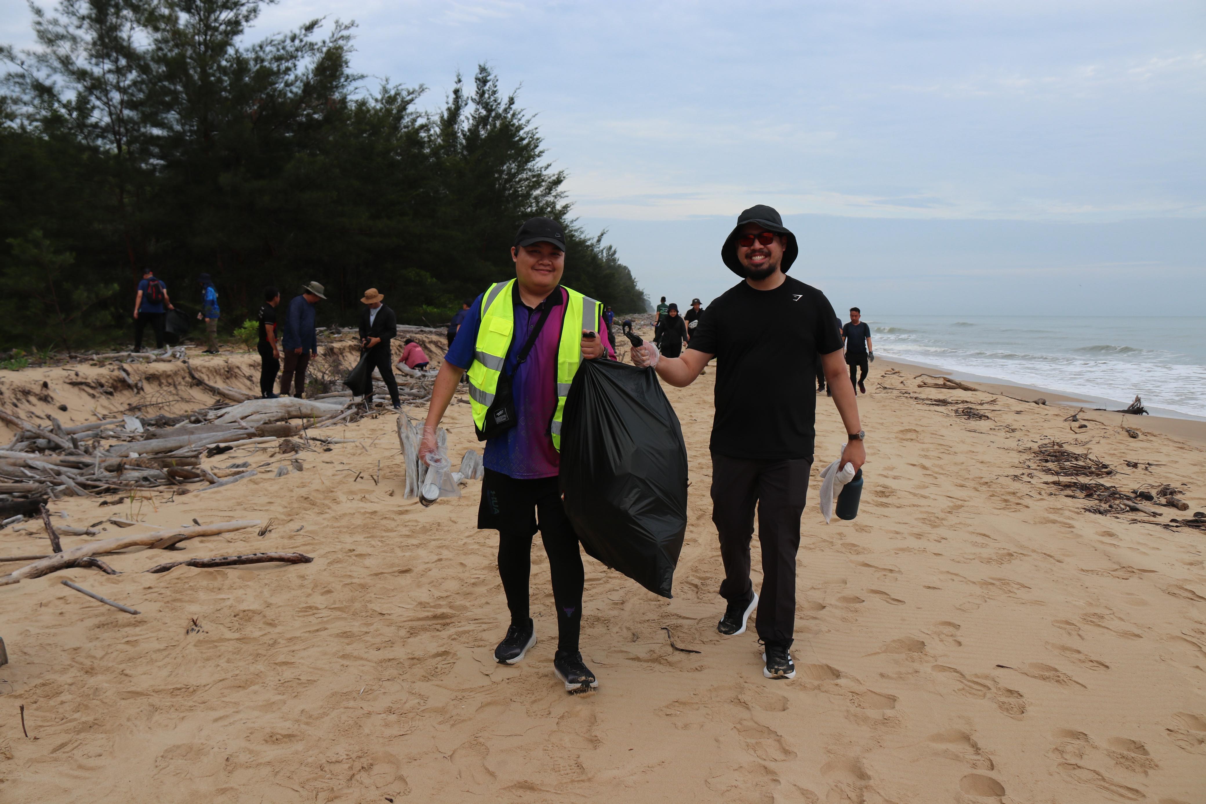5_Acara riadah berjalan kaki dan kempen kebersihan.JPG