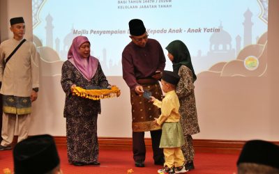 Majlis Nuzul Al-Quran, Penyampaian Derma Anak-Anak Yatim