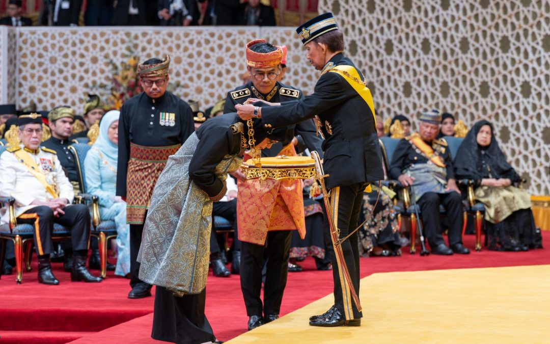 Timbalan Menteri Pembangunan Dikurniakan Bintang Kebesaran NBD